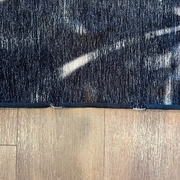 Ruggable Machine Washable Rug (#1) - Picture 2 of 9